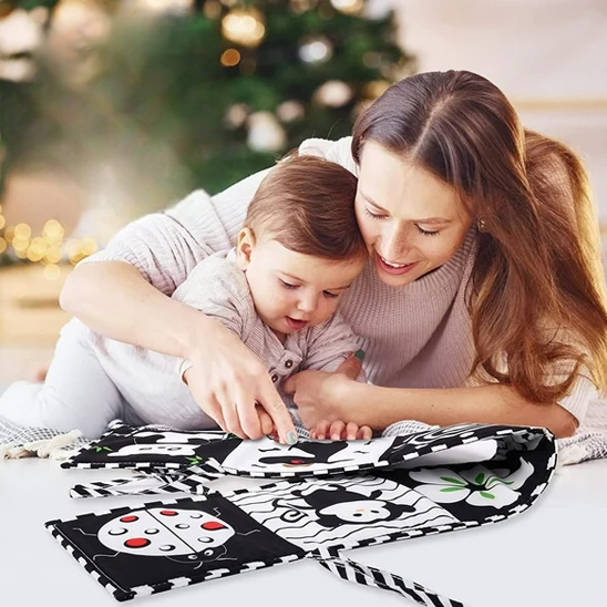 bébé maman coccinelle livre noir et blanc bébé