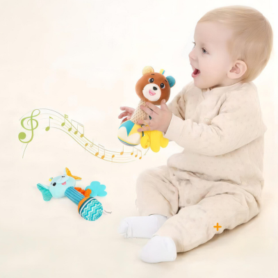 hochet pour bebe ours peluche avec poignée